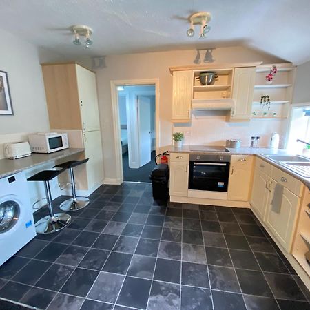 Cottage Style 2 Bedroom Apt In City, Near Utilita Arena & Free Parking Birmingham Luaran gambar