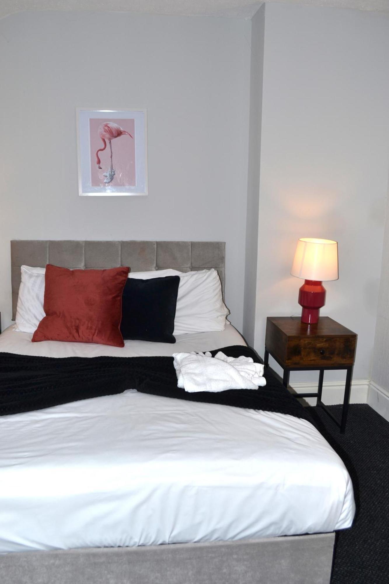 Cottage Style 2 Bedroom Apt In City, Near Utilita Arena & Free Parking Birmingham Luaran gambar