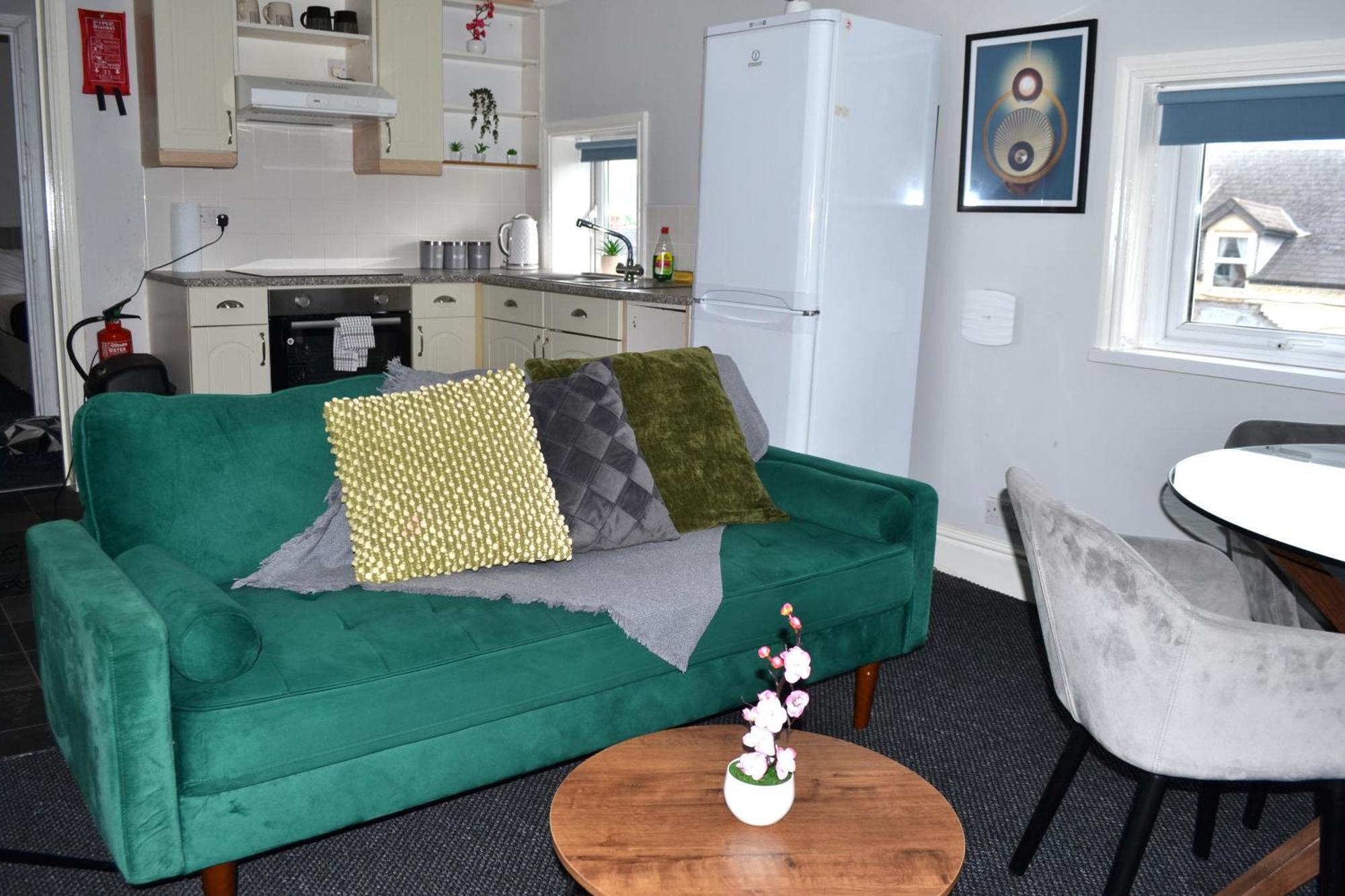 Cottage Style 2 Bedroom Apt In City, Near Utilita Arena & Free Parking Birmingham Luaran gambar