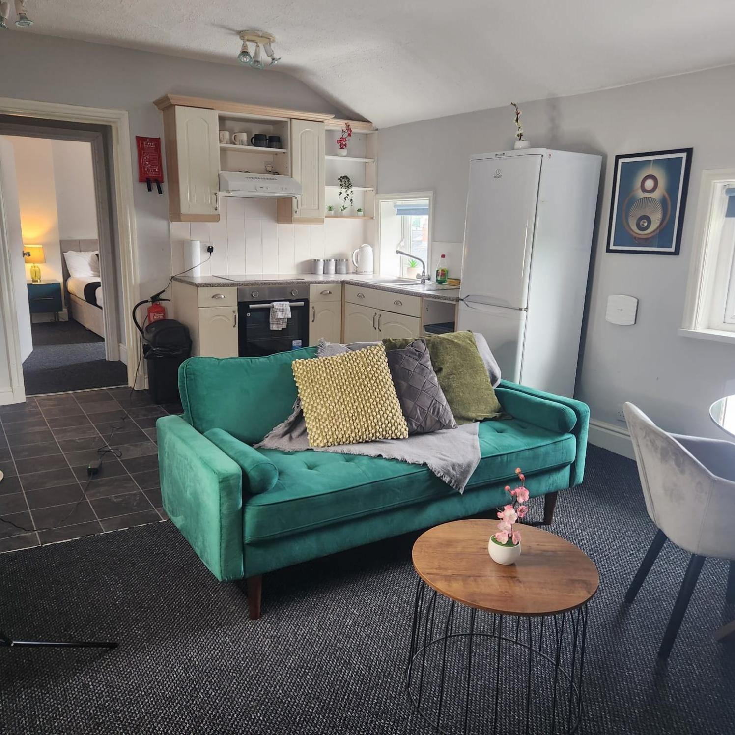 Cottage Style 2 Bedroom Apt In City, Near Utilita Arena & Free Parking Birmingham Luaran gambar